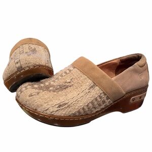 Born Tan Taupe Brown Clogs Bandy Southwest Blanket Birch Slip On Clogs | 7